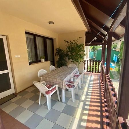 Appartement Sziszi Nyaralohaz à Balatonszarszo Extérieur photo