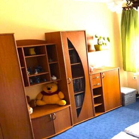 Appartement Sziszi Nyaralohaz à Balatonszarszo Extérieur photo