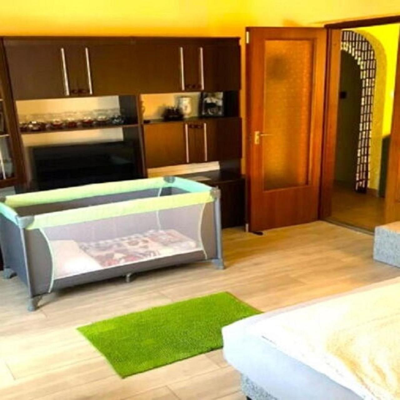 Appartement Sziszi Nyaralohaz à Balatonszarszo Extérieur photo
